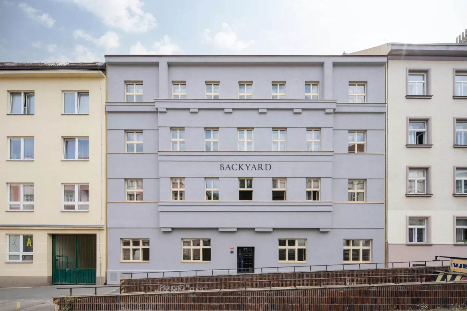 BackYard Dejvice